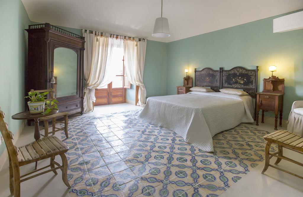 Villa Palamara 1868-Toweronthesea Sant'Ambrogio  Εξωτερικό φωτογραφία